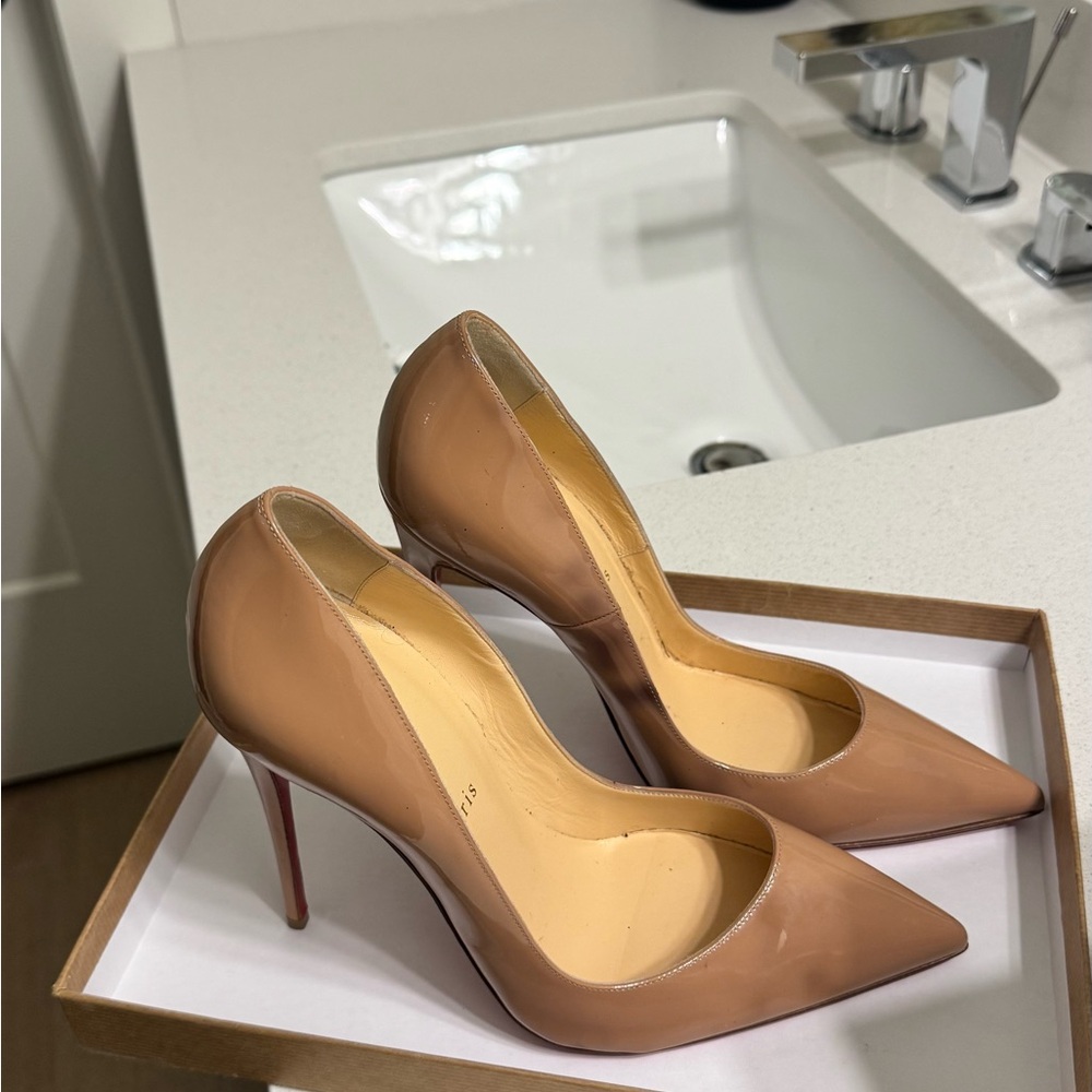 Christian Louboutin So Kate 120 Patent Heels